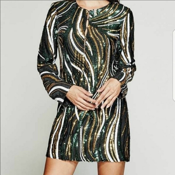 - Marciano sequin shift dress holiday New year long sleeves swifty - Picture 3 of 7